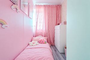 Photo 7- click for photo gallery